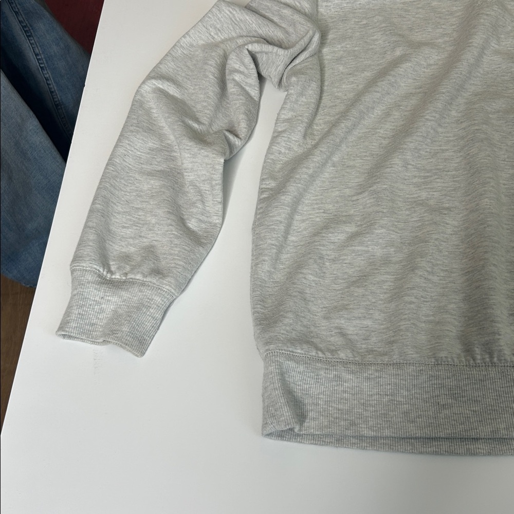 Stars Above Light Gray Ribbed Top - Picture 3 of 4
